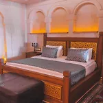 Hotel Local Cave House 3*