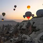 Local Cave House Göreme