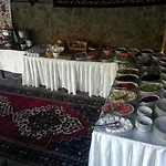 Hotel Local Cave House 3*