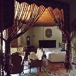 Local Cave House Göreme