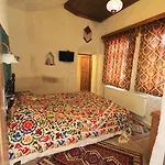 Local Cave House غوريمِيه