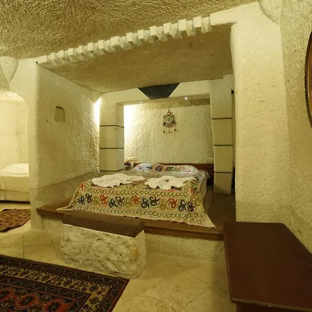 Hotel Local Cave House