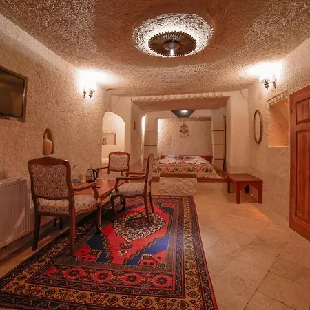 Отель Local Cave House Гореме