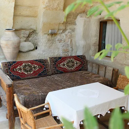 Hotel Local Cave House