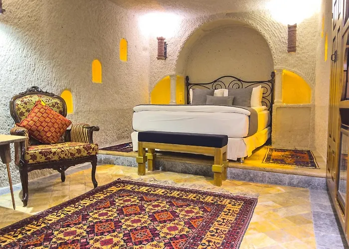 Hotel Local Cave House 3*