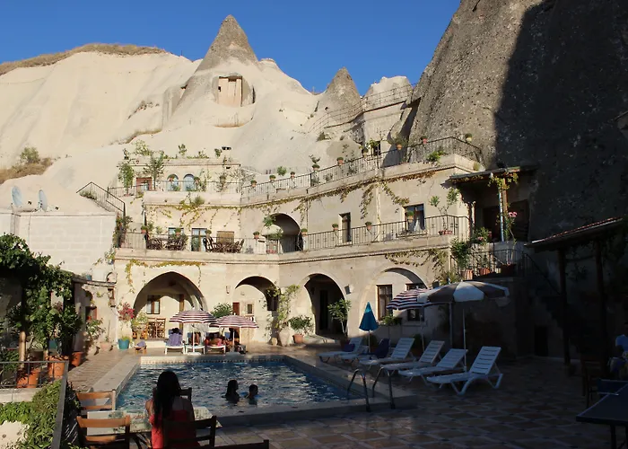Local Cave House Hotel Göreme