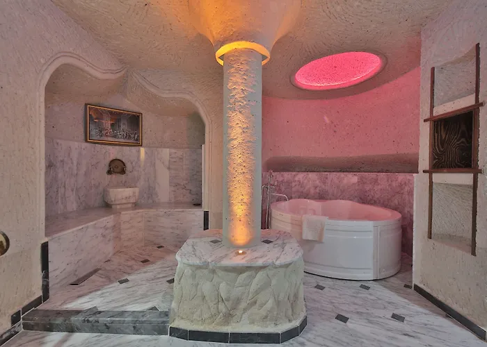 Отель Local Cave House